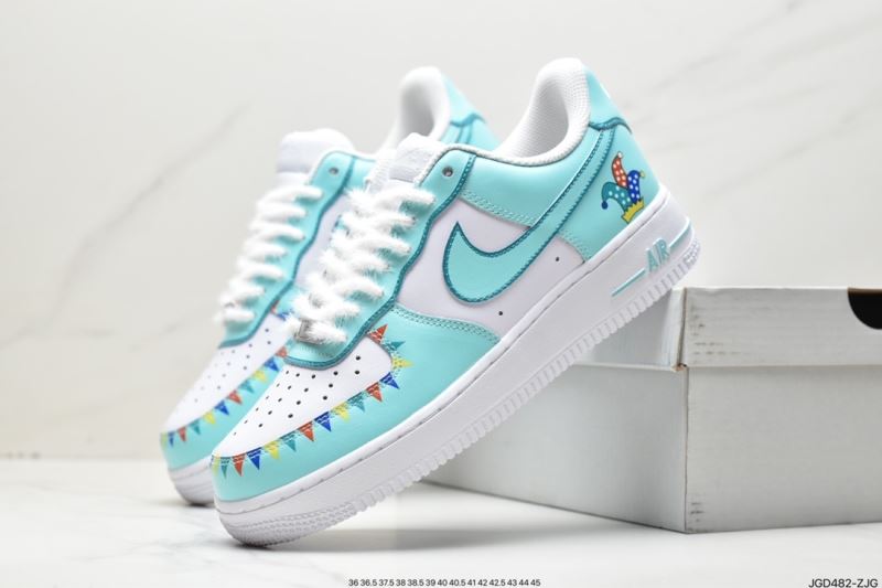 Nike Air Force 1